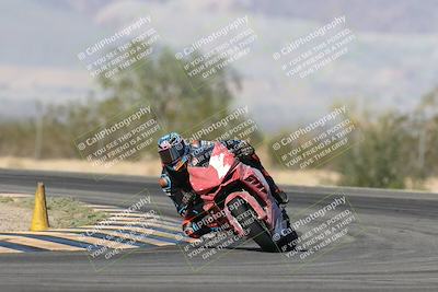 media/Nov-16-2025-Race Pace (Sun) [[8c5fa54630]]/Verified Riders/2-Turn 7 (945am)/